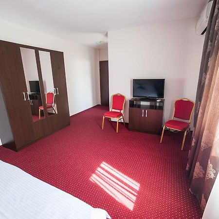 Vatra Romana Bed and Breakfast Răcarii de Jos Eksteriør billede